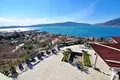 Villa de 4 dormitorios 308 m² Tivat, Montenegro