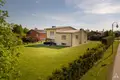 Дом 4 комнаты 260 м² Бауска, Латвия