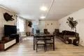 Room 140 m² Farynauski sielski Saviet, Belarus
