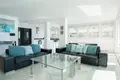 Mieszkanie 3 pokoi 169 m² Dos Hermanas, Hiszpania