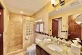 Condo z 2 sypialniami 106 m² West Bay, Honduras