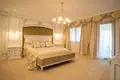 6-Schlafzimmer-Villa 594 m² lAlfas del Pi, Spanien
