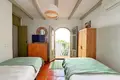 3 bedroom house 185 m² Dos Hermanas, Spain