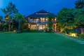 5 bedroom villa 565 m² Ban Bang Thao, Thailand