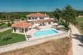 Вилла 4 спальни 356 м² Пореч, Хорватия