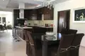 Mieszkanie 5 pokojów 450 m² Apsiou, Cypr