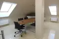 Pomieszczenie biurowe 930 m² Ryga, Łotwa