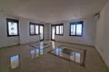 Mieszkanie 2 pokoi 120 m² Becici, Czarnogóra