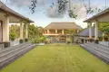 Willa 4 pokoi 1 000 m² Gianyar, Indonezja