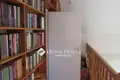 Apartment 2 bathrooms 82 m² in Central Hungary, All countries