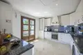 4 bedroom house 227 m² Benahavis, Spain
