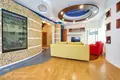 Wohnungen auf mehreren Ebenen 3 zimmer 109 m² in Minsk, Belarus