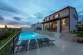 4 bedroom Villa 355 m² Umag, Croatia