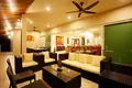 villa de 7 chambres 650 m² Rawai, Thaïlande