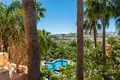 Wohnung 3 Schlafzimmer 230 m² Estepona, Spanien
