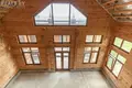 Haus 591 m² Partyzanski, Belarus