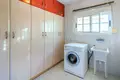 Вилла 6 спален 365 м² lAlfas del Pi, Испания