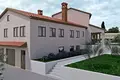 Вилла 4 спальни 550 м² Город Ровинь, Хорватия