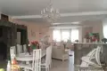 Дом 308 м² Мухавецкий сельский Совет, Беларусь