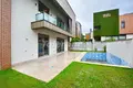 6 bedroom villa 600 m² Konyaalti, Turkey