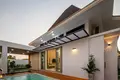 Villa de tres dormitorios 215 m² Chalong, Tailandia