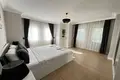 4 bedroom apartment 280 m² Incekum, Turkey