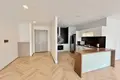 Condo 2 rooms 130 m² in Sangkat Boeng Keng Kang Ti Muoy, Cambodia