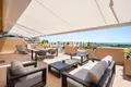 Wohnung 2 Schlafzimmer 160 m² Estepona, Spanien