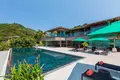 Villa 18 bedrooms 3 000 m² Choeng Thale, Thailand