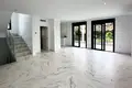 4-Schlafzimmer-Villa 260 m² Urbanizacion Dona Pepa, Spanien