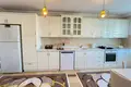 2 bedroom apartment 130 m² Mahmutlar, Turkey