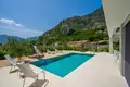 Maison 7 chambres 250 m² Donji Orahovac, Monténégro