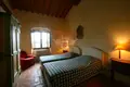 Nieruchomości komercyjne 870 m² Arezzo, Włochy