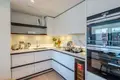 2 bedroom apartment 78 m² in London, United Kingdom