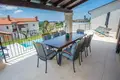 4-Schlafzimmer-Villa 350 m² Poreč, Kroatien