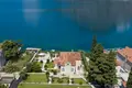 5-Schlafzimmer-Villa 530 m² Kunje, Montenegro
