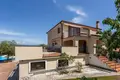 Villa 6 habitaciones 300 m² Omisalj, Croacia