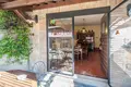Propiedad comercial 800 m² en Gualdo Cattaneo, Italia