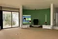 Дом 5 спален 600 м² Строволос, Кипр