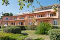 Propiedad comercial 2 000 m² en Grosseto, Italia