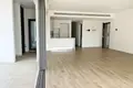 Mieszkanie 3 pokoi 130 m² Cypr, Cypr