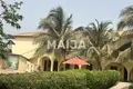 Dom 26 pokojów 1 354 m² Sukuta, Gambia
