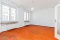 Квартира 2 комнаты 63 м² Варшава, Польша
