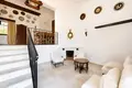 4 bedroom house 252 m² Dos Hermanas, Spain