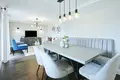 2 bedroom apartment 74 m² in London, United Kingdom