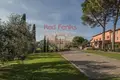 Propriété commerciale 608 m² à Lucques, Italie