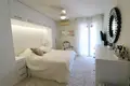 Mieszkanie 3 pokoi 220 m² Dos Hermanas, Hiszpania