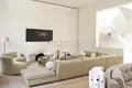 Chalet 3 bedrooms 1 047 m² Paris, France