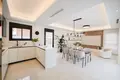 3 bedroom house 205 m² Urbanizacion Dona Pepa, Spain