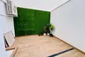 Mieszkanie 2 pokoi 75 m² Torrevieja, Hiszpania